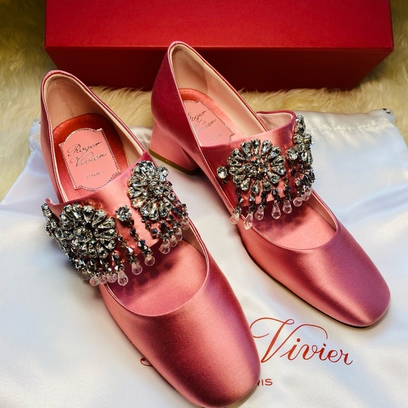 New authentic Roger Vivier Pumps - Picture 10 of 14